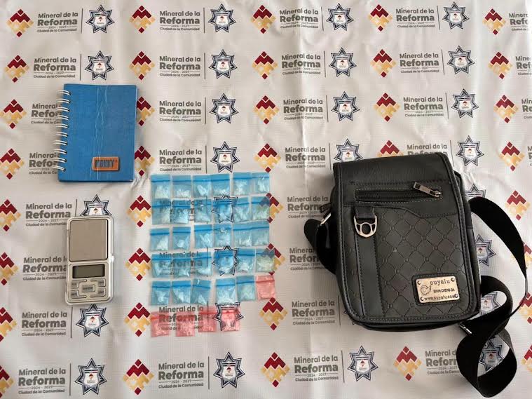 Detienen a mujer con 34 dosis de droga