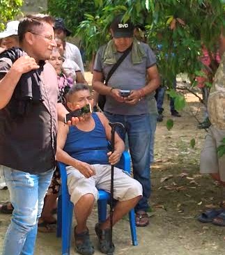 Hermana del alcalde de Jaltocán intenta despojar a adulto mayor